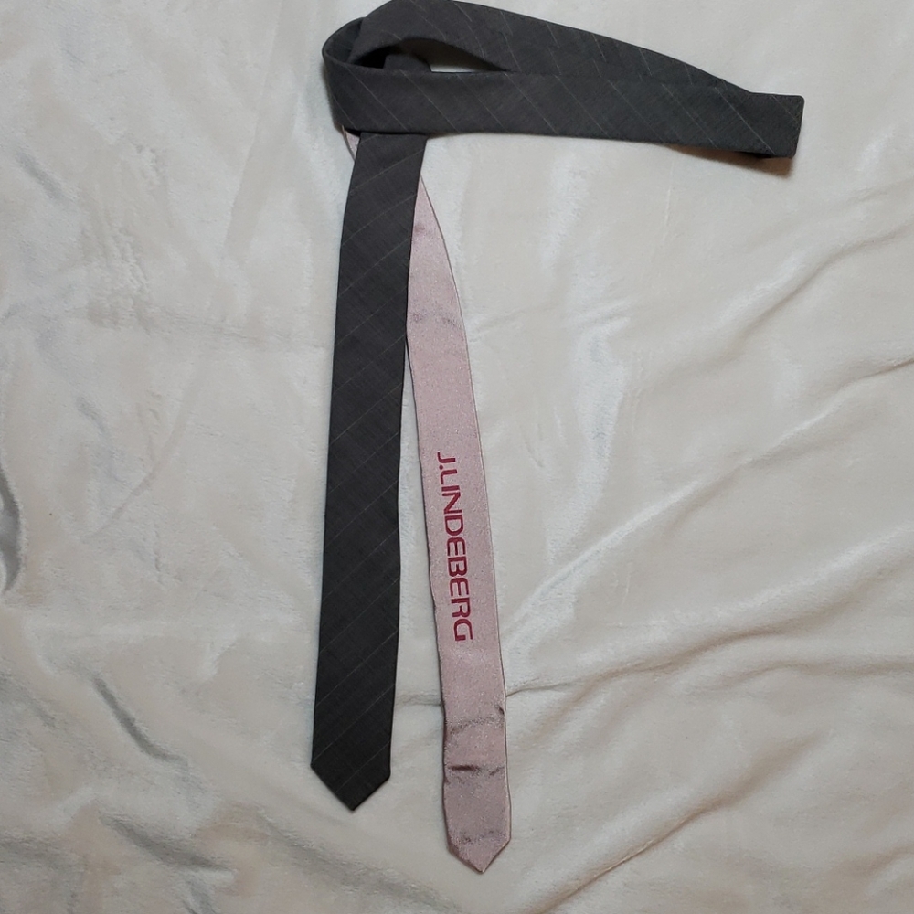 J. lindberg - prince of wales check skinny tie